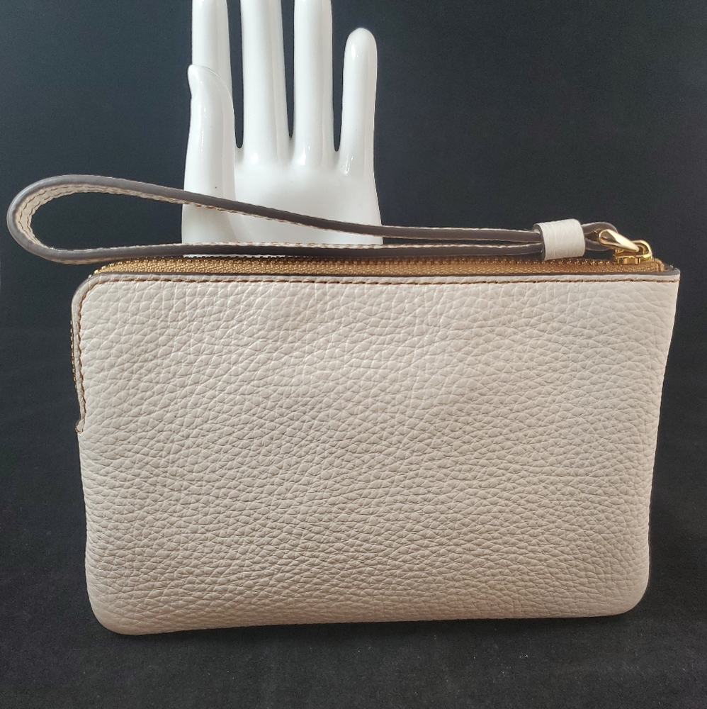 NWT Coach Rainbow Roller Skate Wristlet - Picture 4 of 8